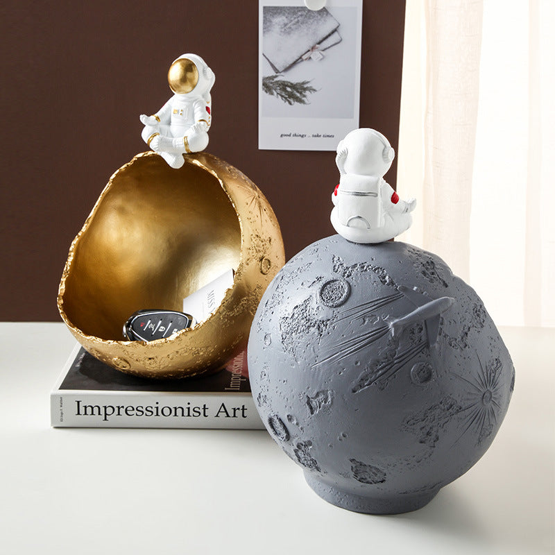 Resin Spaceman Astronaut Keys Storage Ornaments
